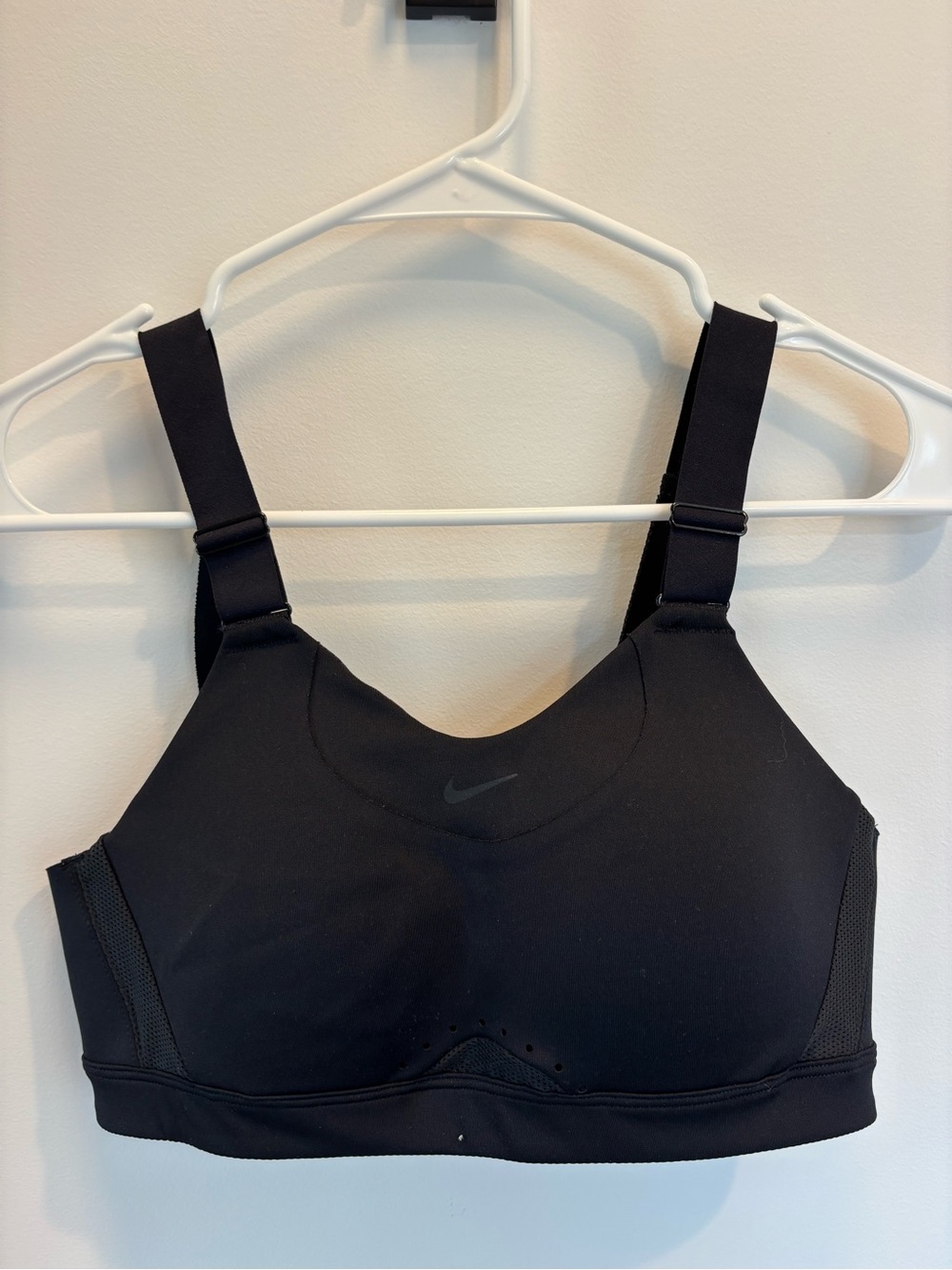 Nike Black Adjustable-Strap High-Impact Sports Bra